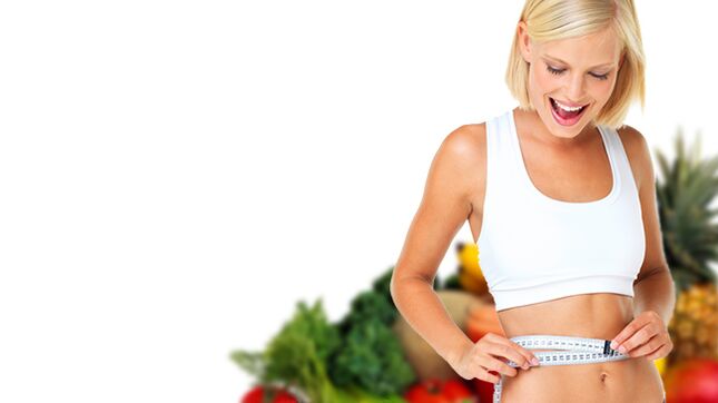 Придерживаясь правильного питания, девушка за месяц похудела на 10 кг. 